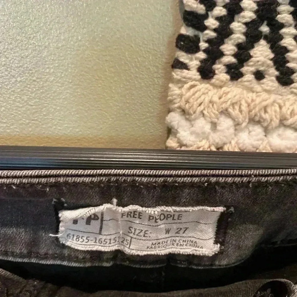 FREE PEOPLE BLACK LACE UP SKINNY JEANS SIZE 27 - Picture 5 of 8